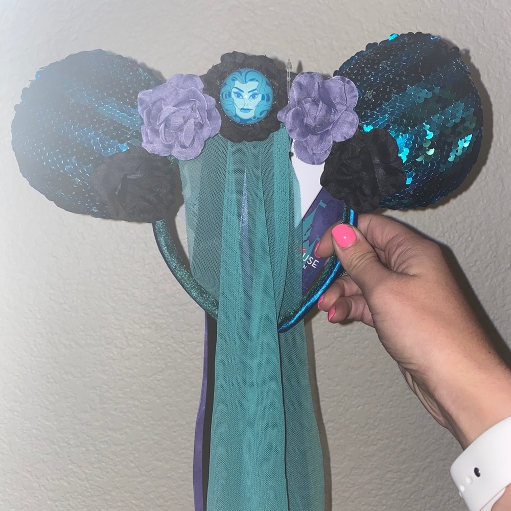 Minnie Main Attraction Haunted Mansion Ears